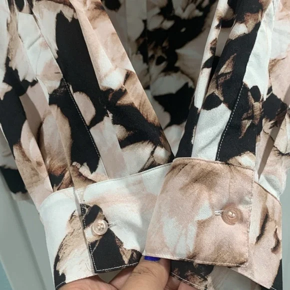 Calvin Klein Button Up Roll Tab Long Sleeves - Picture 7 of 8